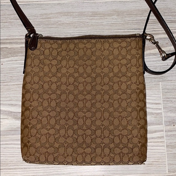 Coach Crossbody Bag - Picture 3 of 3